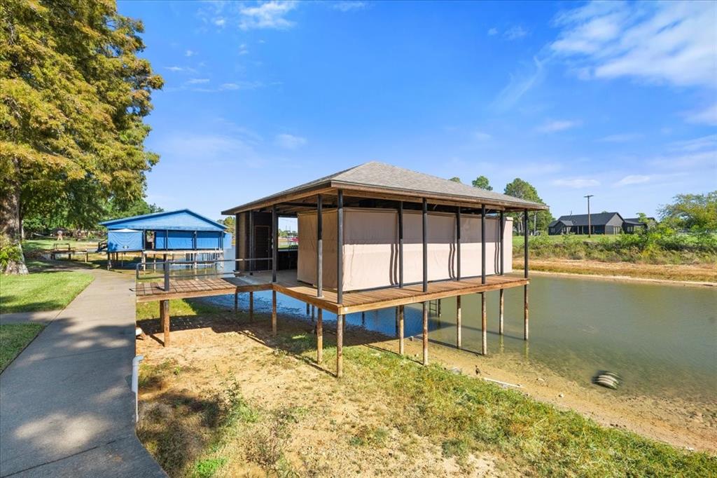 334 Cross Tie Ranch Road, Trinidad, TX 75163