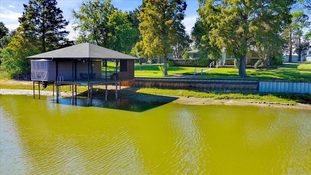 334 Cross Tie Ranch Road, Trinidad, TX 75163