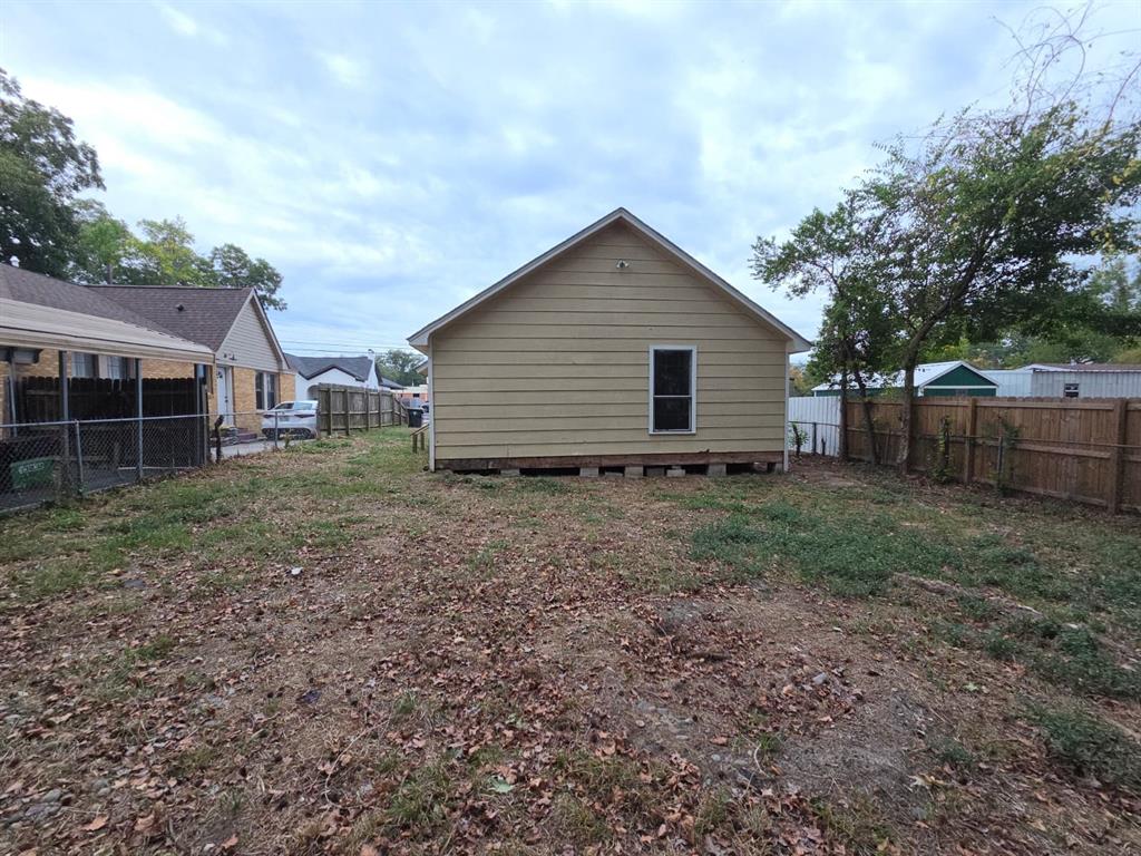 1504 S Kennedy Avenue, Tyler, TX 75701