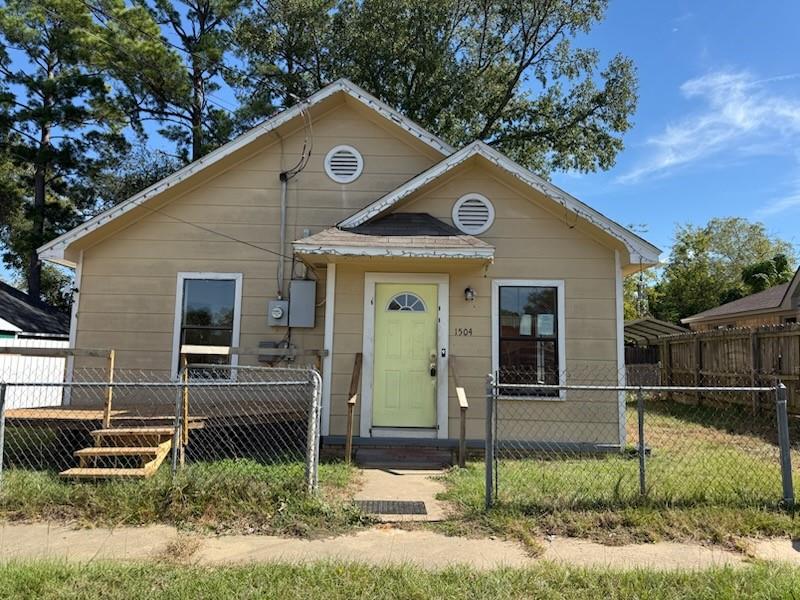 1504 S Kennedy Avenue, Tyler, TX 75701 1504 S Kennedy Avenue, Tyler, TX 75701