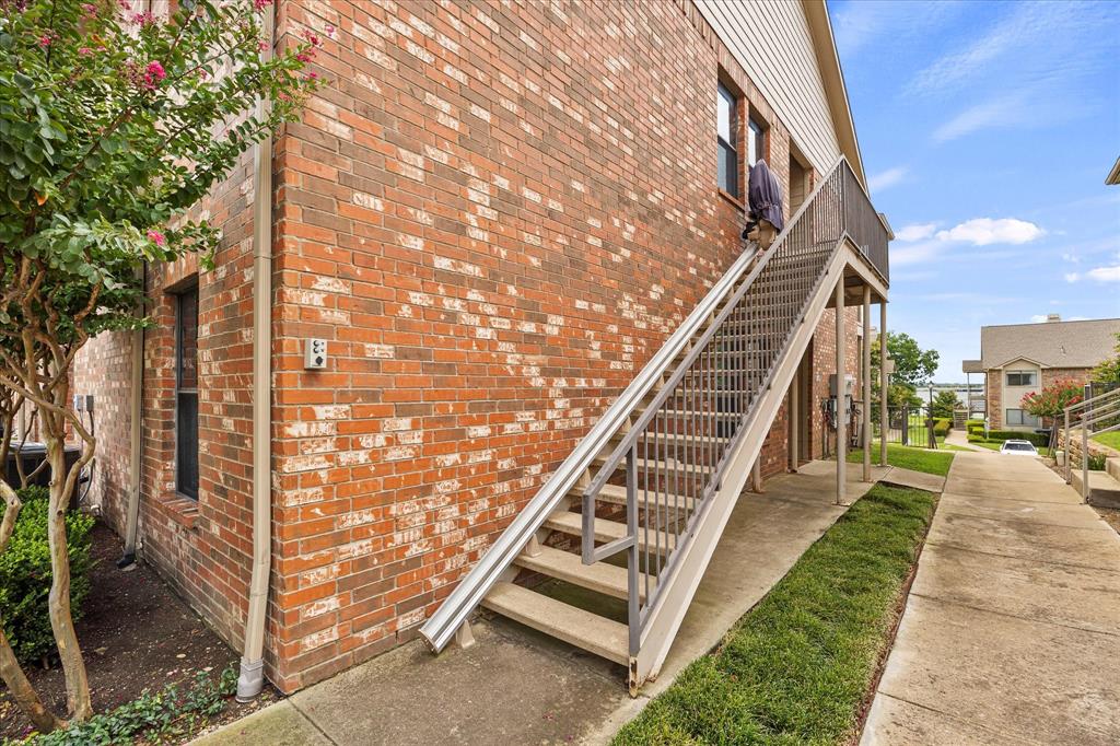 1873 Signal Ridge Place, Rockwall, TX 75032