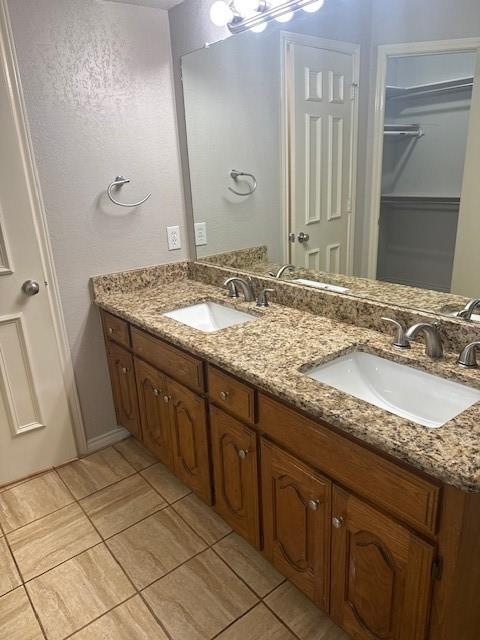 141 S Beltwoods Drive, DeSoto, TX 75115