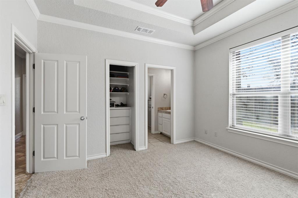 3714 Cove Timber Avenue, Granbury, TX 76049
