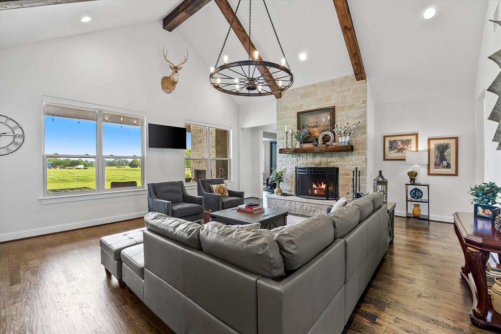 331 Mcclendon Road, Lavon, TX 75166