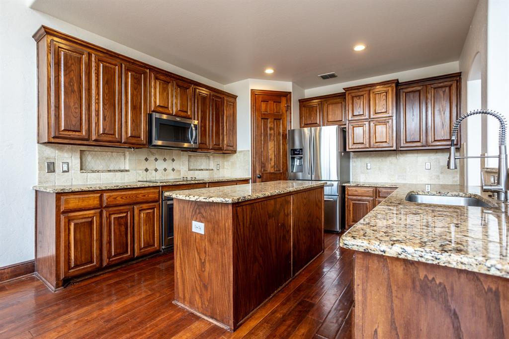 3300 Nottingham Drive, McKinney, TX 75072