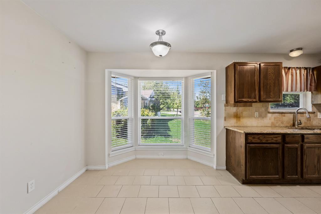 722 Worcester Lane, Garland, TX 75040