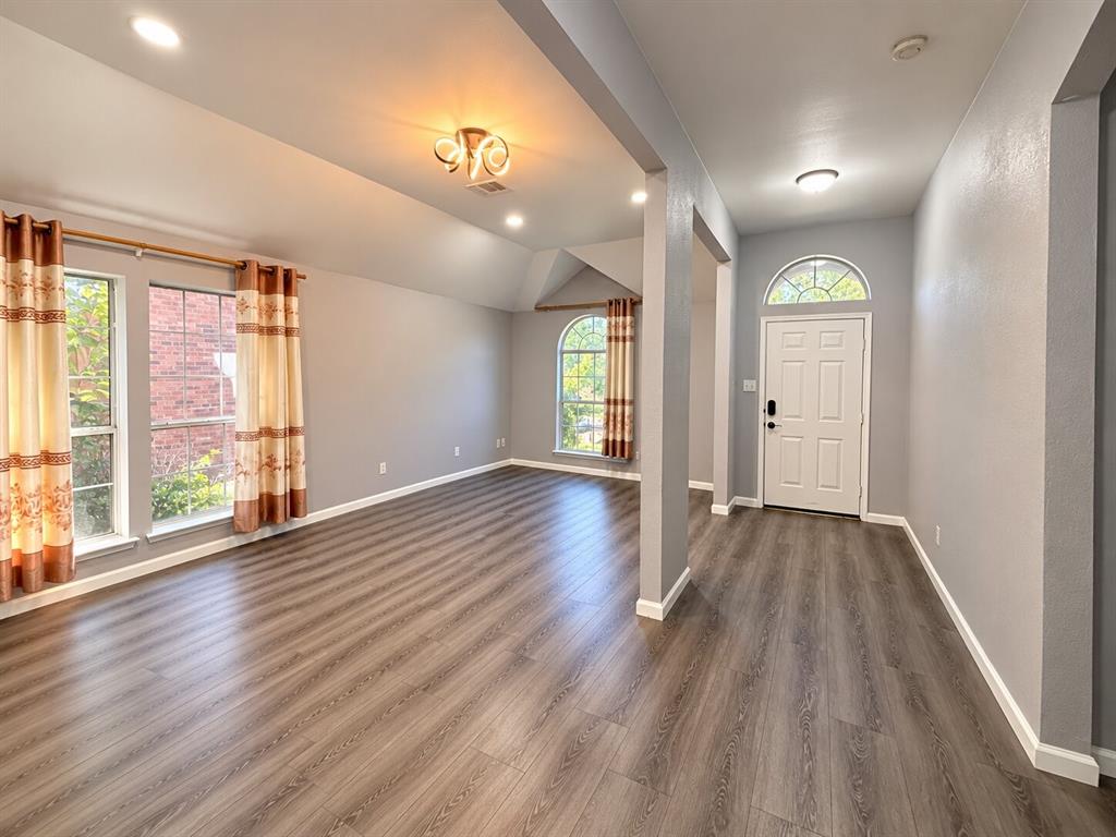 1906 Dartbrook Drive, Rowlett, TX 75089