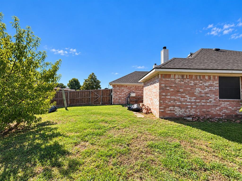 1906 Dartbrook Drive, Rowlett, TX 75089