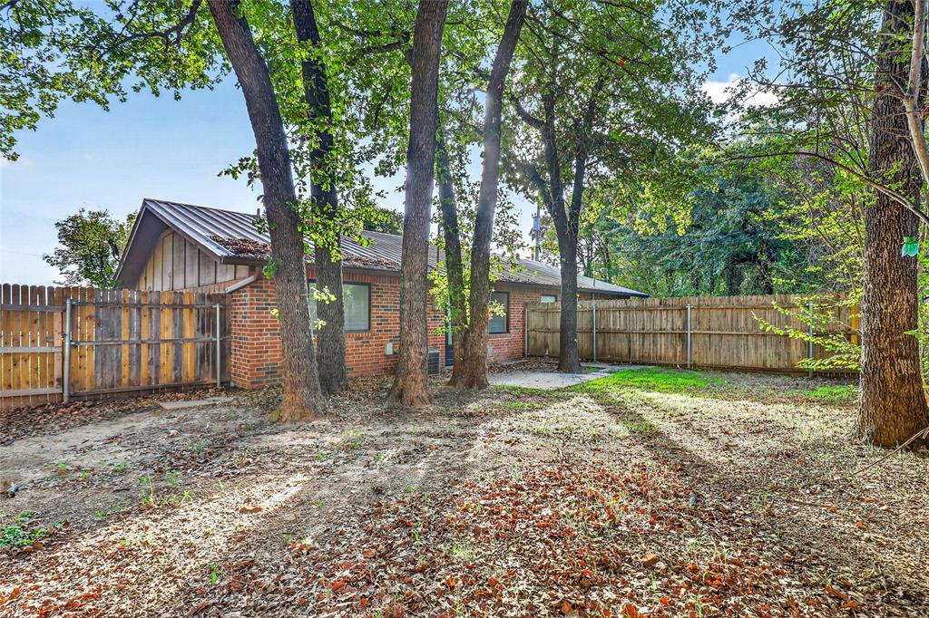 6530 Fall Creek Highway, Granbury, TX 76049