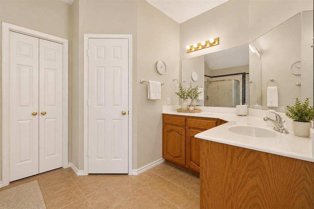 3509 Mistletoe Lane, Rowlett, TX 75088