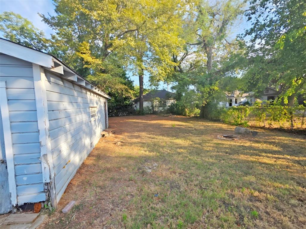 2914 Carpenter Avenue, Dallas, TX 75215