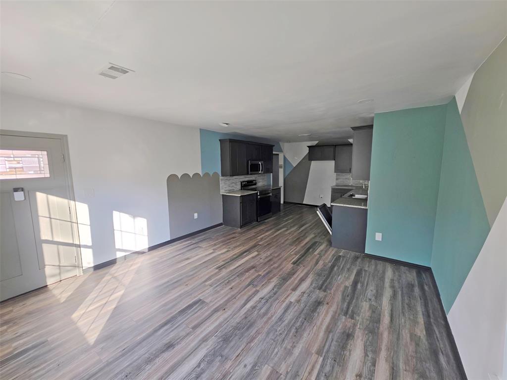 2914 Carpenter Avenue, Dallas, TX 75215