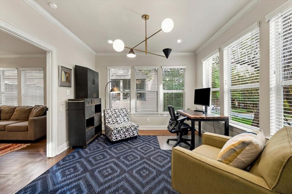 Perfect as an office, living area, or even a third bedroom