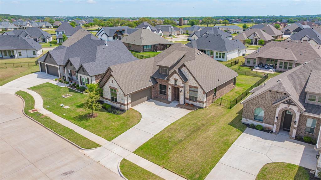 1038 Mickelson Drive, Granbury, TX 76048