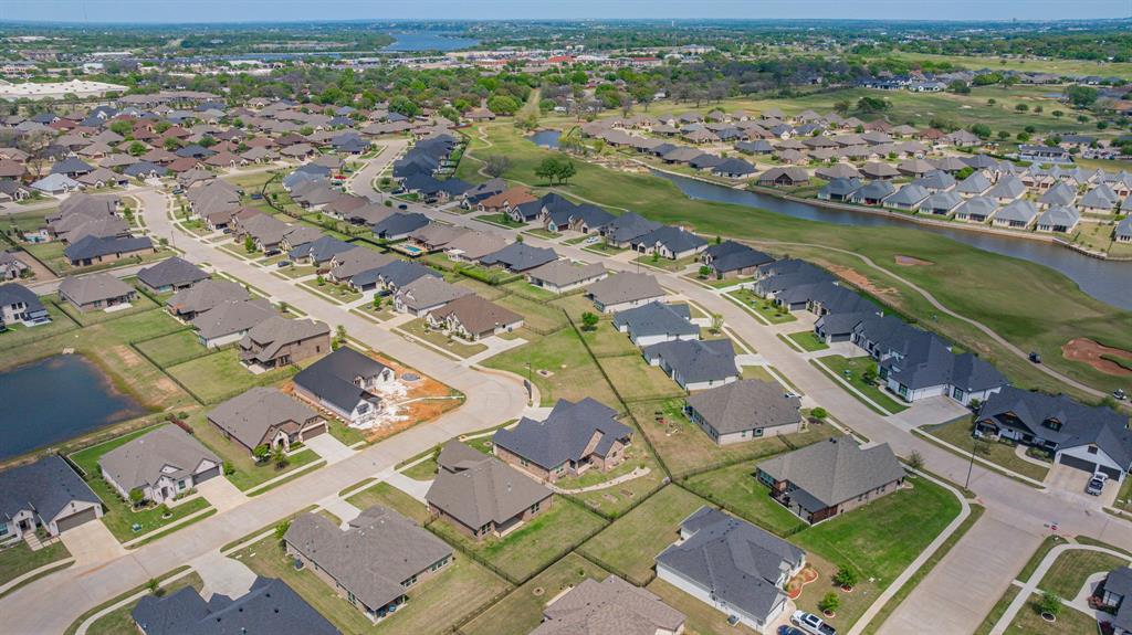 1038 Mickelson Drive, Granbury, TX 76048