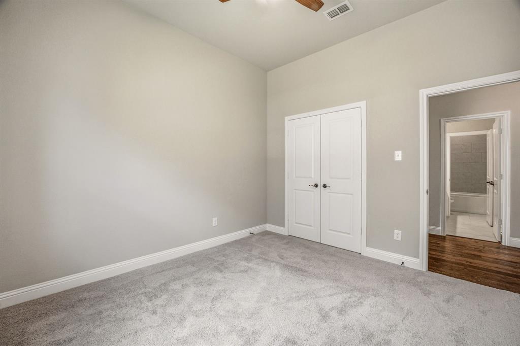 1038 Mickelson Drive, Granbury, TX 76048