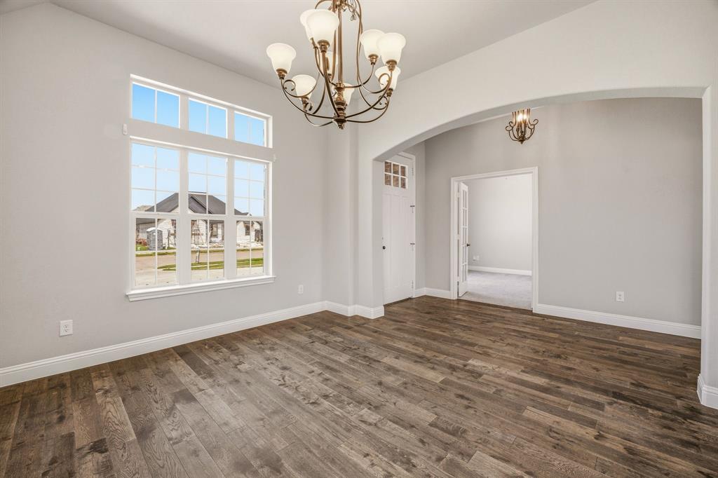 1038 Mickelson Drive, Granbury, TX 76048