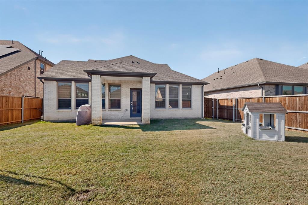 640 Medinah Road, Red Oak, TX 75154