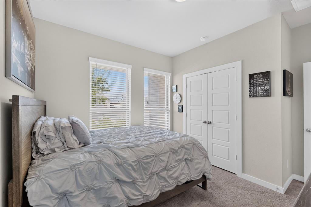 640 Medinah Road, Red Oak, TX 75154