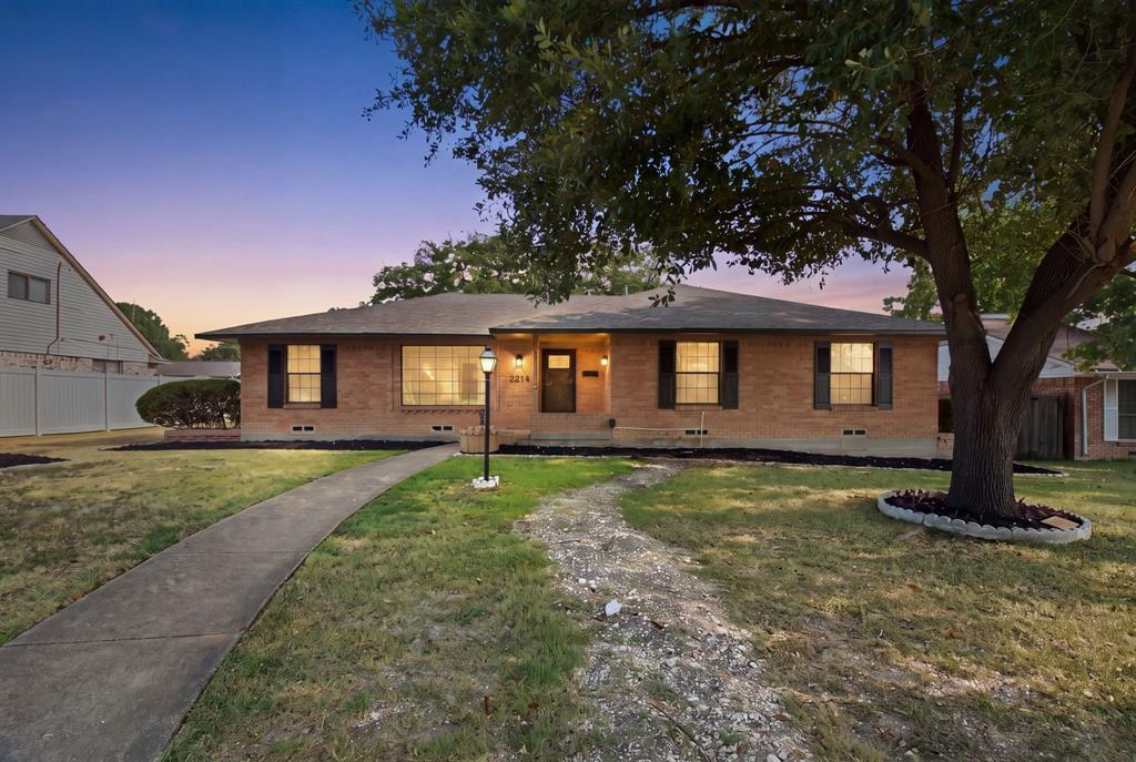 2214 Trinidad Drive, Dallas, TX 75232