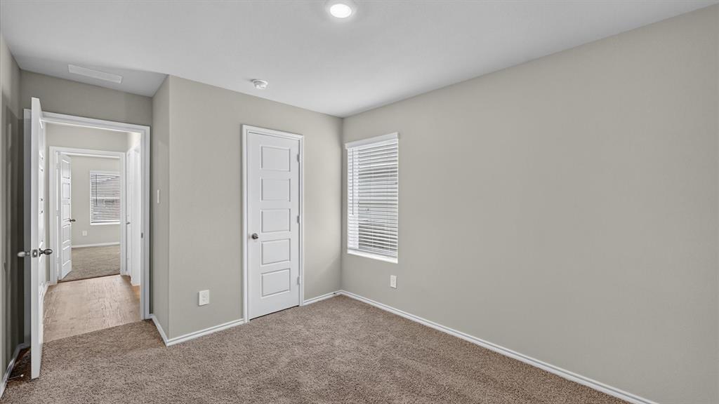 728 SMART STRIKE Trail, Granbury, TX 76049