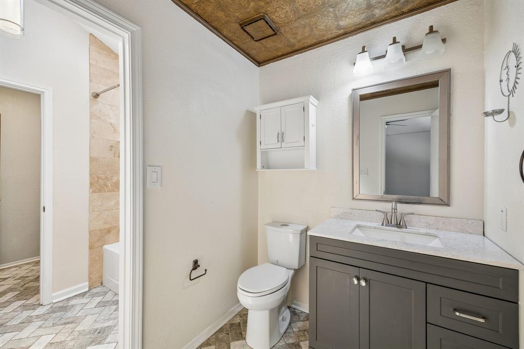 2749 Buna Drive, Dallas, TX 75211
