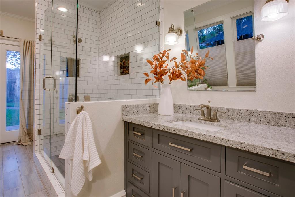 635 N Montclair Avenue, Dallas, TX 75208