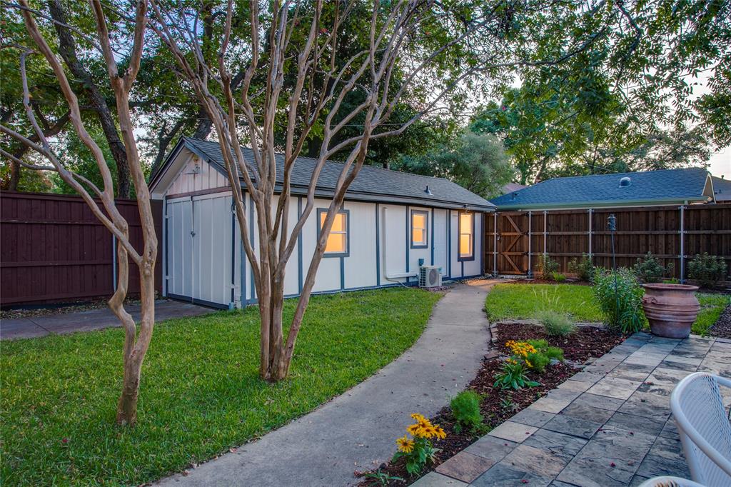 635 N Montclair Avenue, Dallas, TX 75208