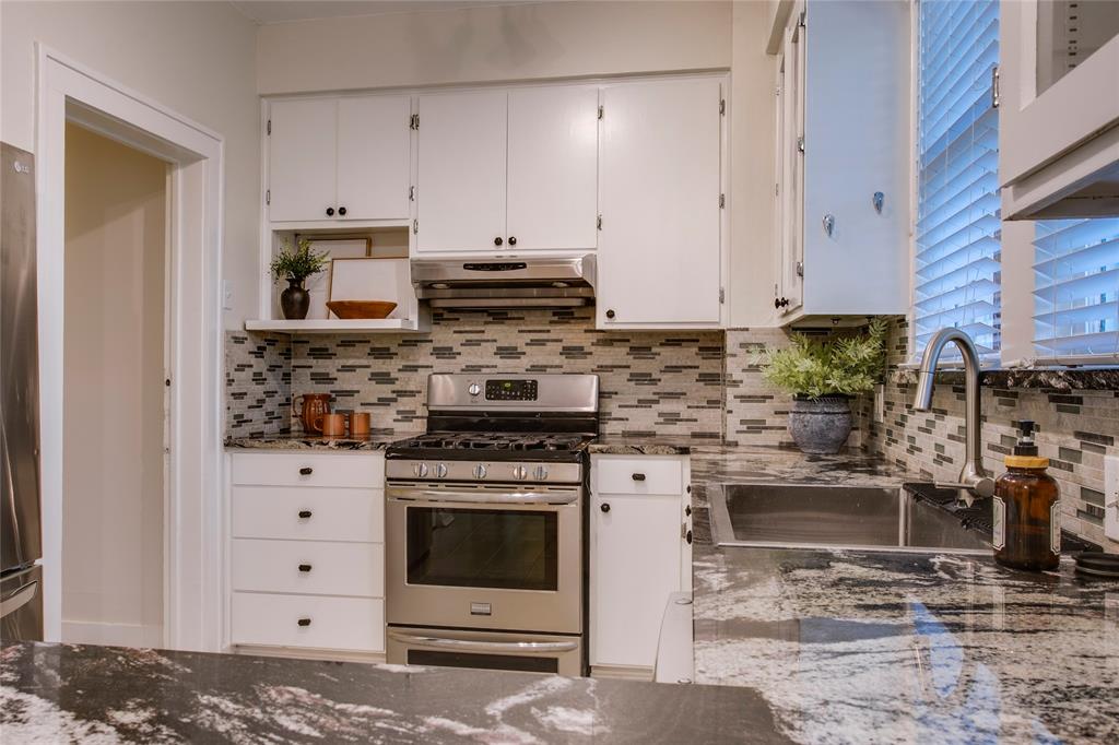 635 N Montclair Avenue, Dallas, TX 75208