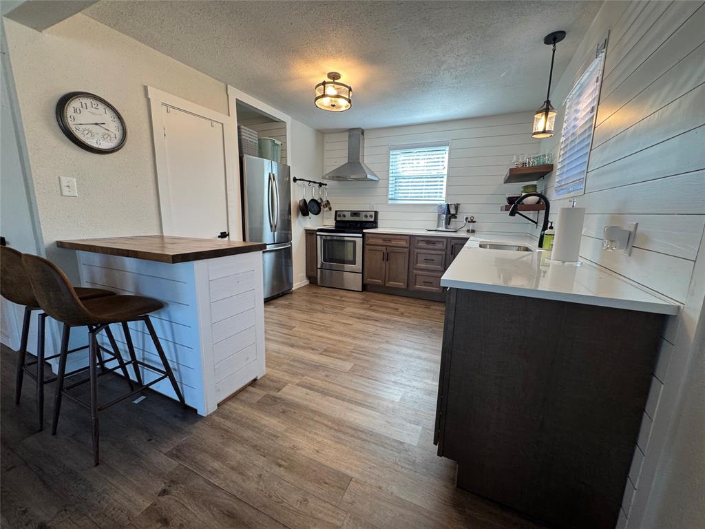 183 Seaside Drive, Gun Barrel City, TX 75156