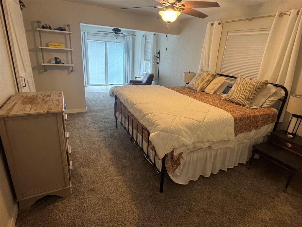 183 Seaside Drive, Gun Barrel City, TX 75156