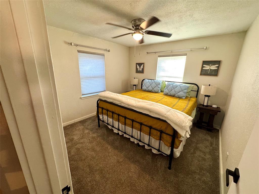 183 Seaside Drive, Gun Barrel City, TX 75156