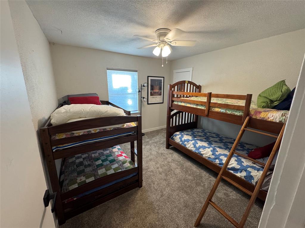 183 Seaside Drive, Gun Barrel City, TX 75156