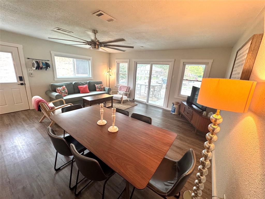 183 Seaside Drive, Gun Barrel City, TX 75156