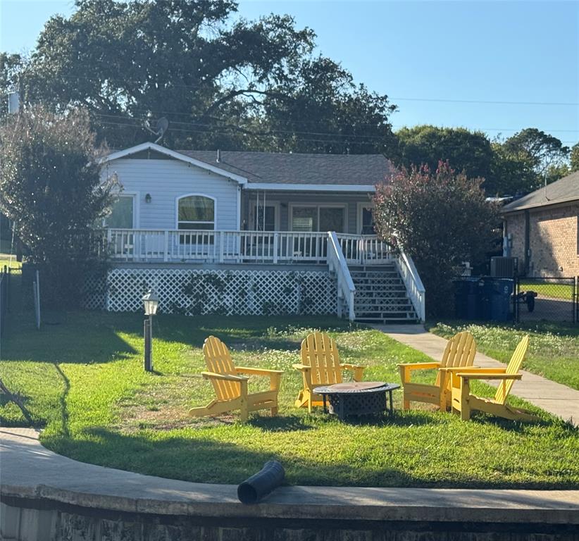 183 Seaside Drive, Gun Barrel City, TX 75156