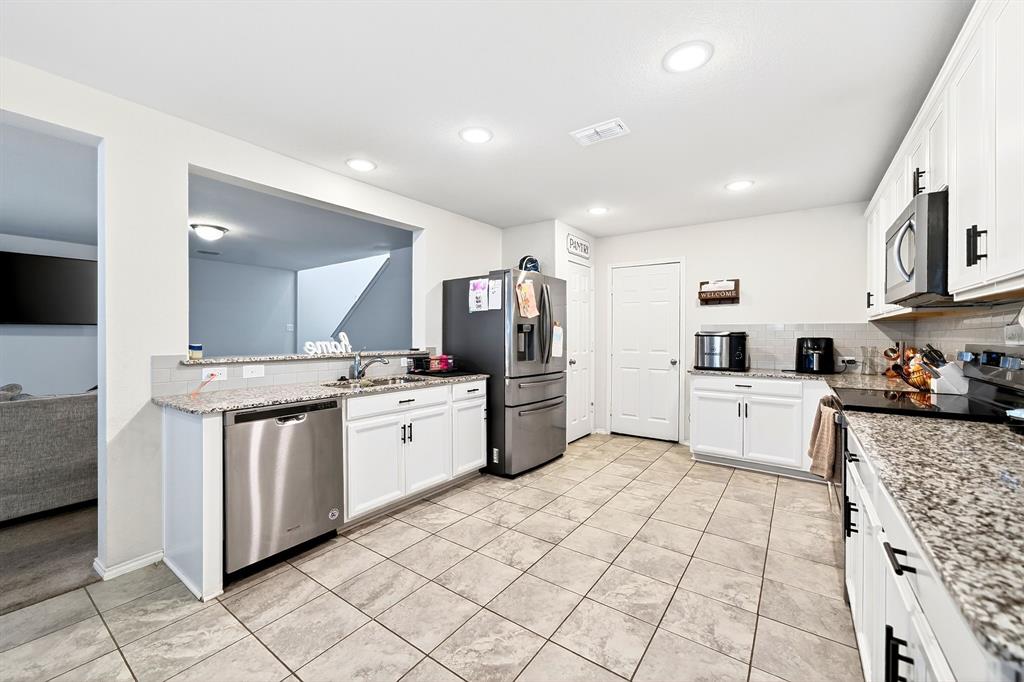 1720 Ackerly Drive, Forney, TX 75126