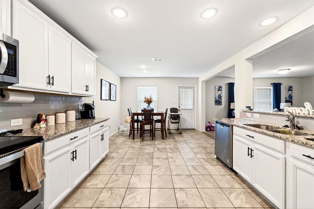 1720 Ackerly Drive, Forney, TX 75126