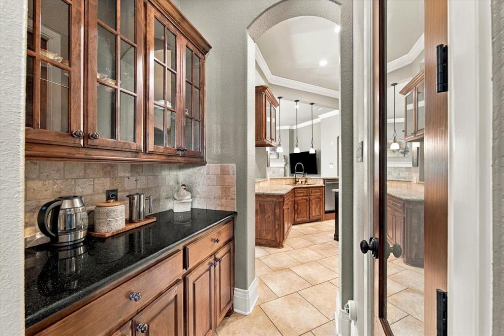 6040 Chapman Ridge Drive, Midlothian, TX 76065