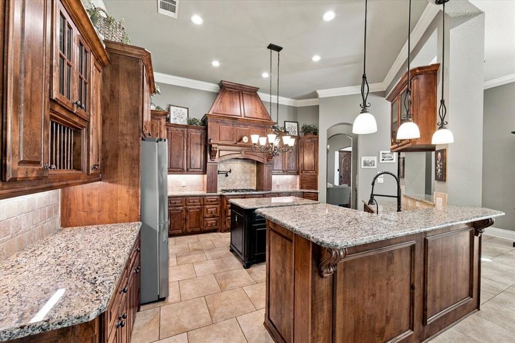 6040 Chapman Ridge Drive, Midlothian, TX 76065