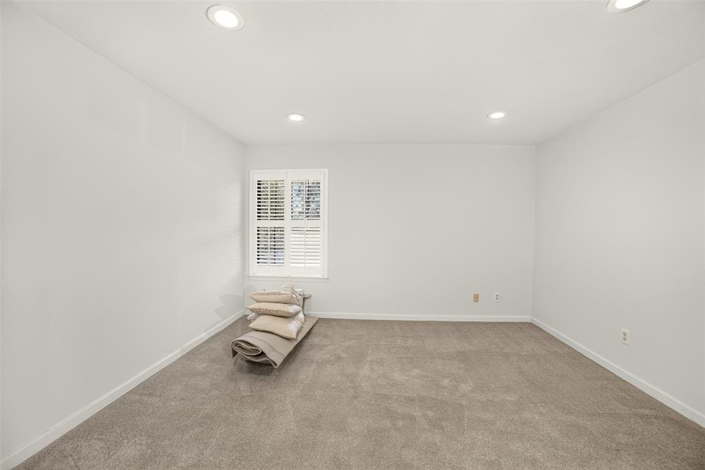5335 Bent Tree Forest Drive, #213, Dallas, TX 75248