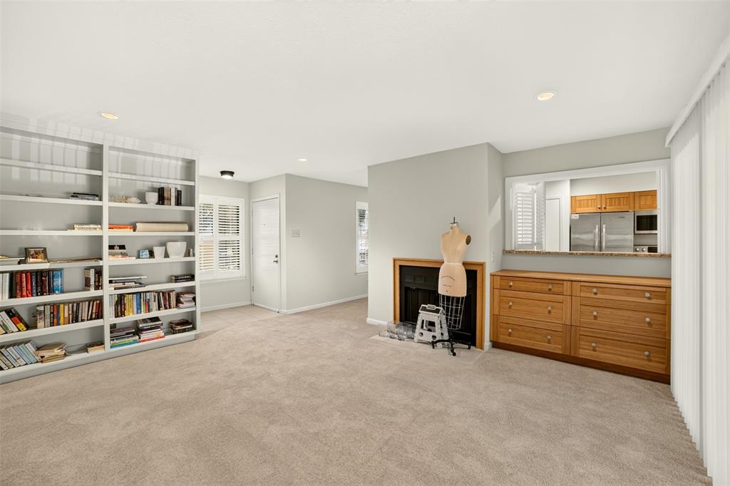 5335 Bent Tree Forest Drive, #213, Dallas, TX 75248