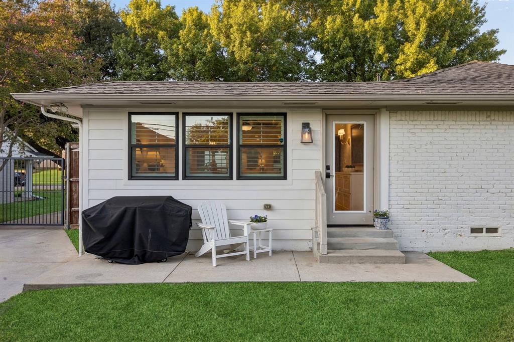 9924 Parkford Drive, Dallas, TX 75238