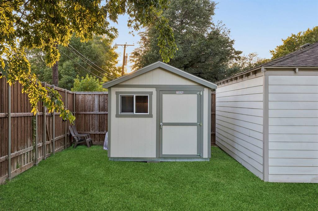 9924 Parkford Drive, Dallas, TX 75238