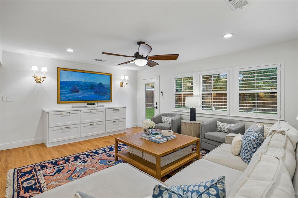 9924 Parkford Drive, Dallas, TX 75238