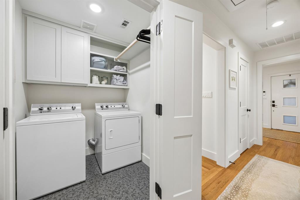 9924 Parkford Drive, Dallas, TX 75238