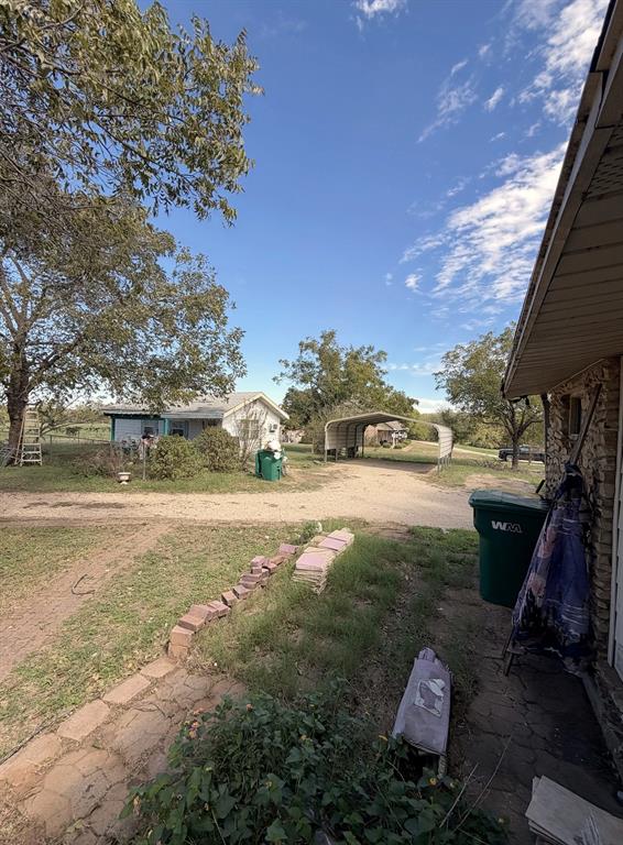 451 E Rocket Road, Lorena, TX 76655