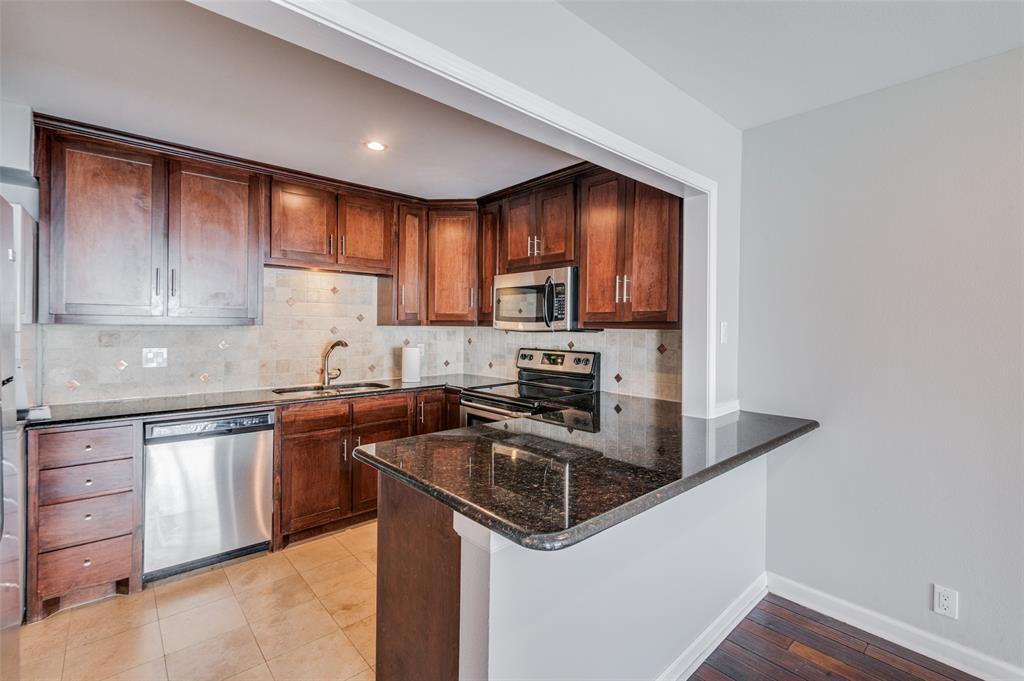 5323 Fleetwood Oaks Avenue, #255, Dallas, TX 75235