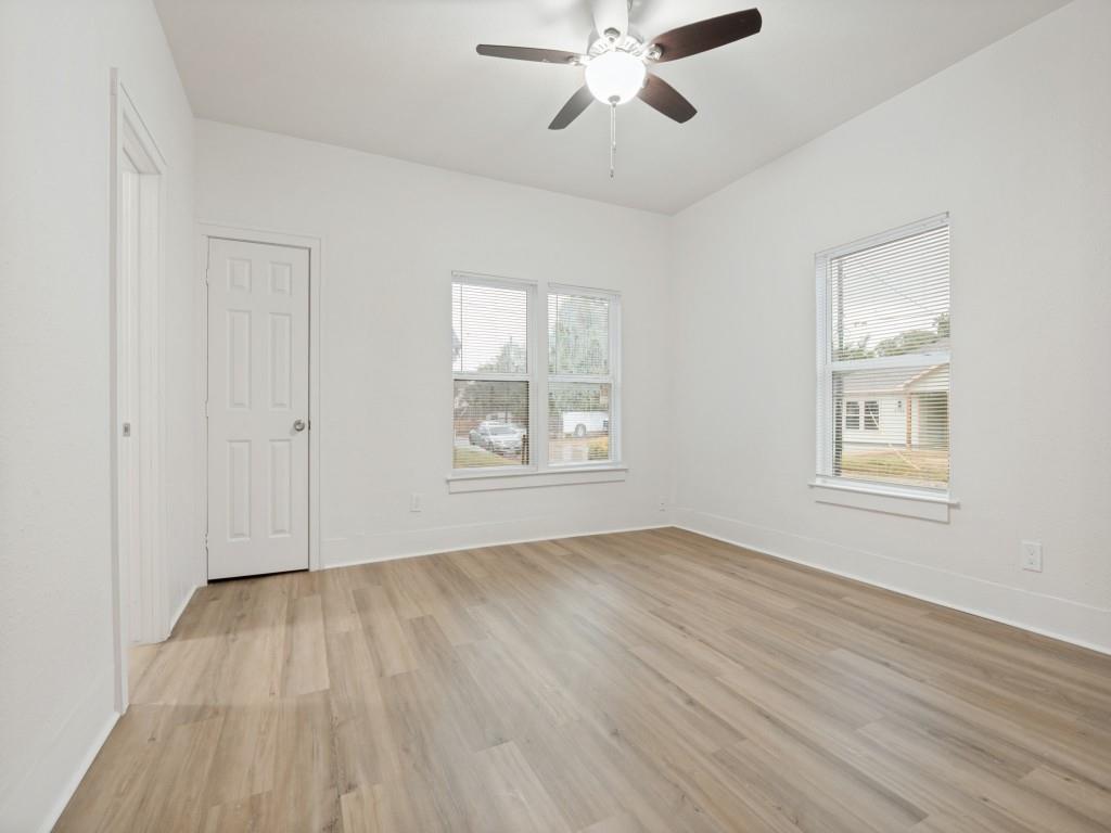 2707 Lenway Street, Dallas, TX 75215