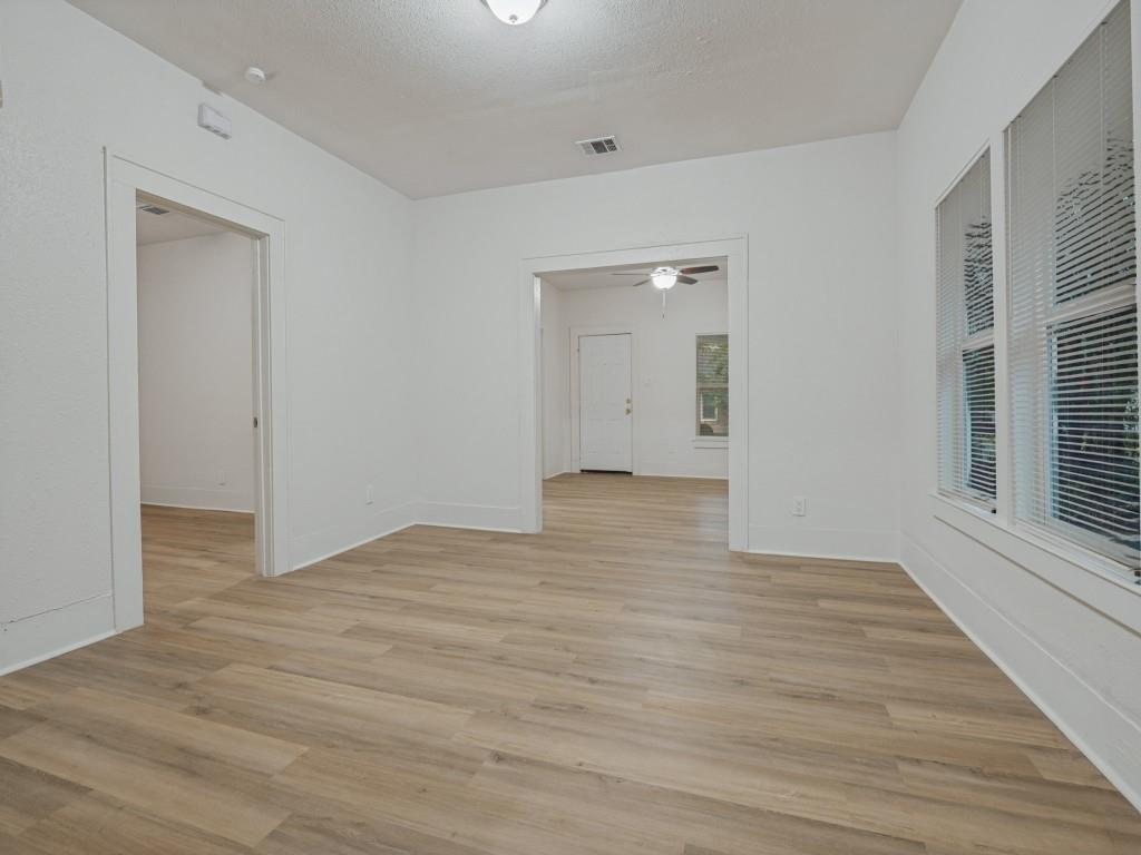 2707 Lenway Street, Dallas, TX 75215