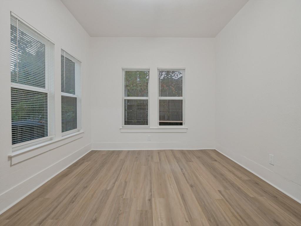 2707 Lenway Street, Dallas, TX 75215